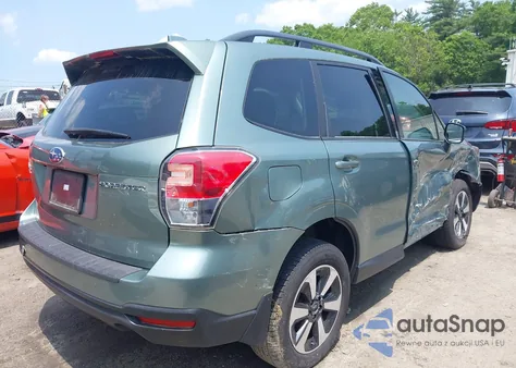 2018 Subaru Forester 2.5I Premium z USA, uszkodzony, nr VIN JF2SJAGC3JH468997
